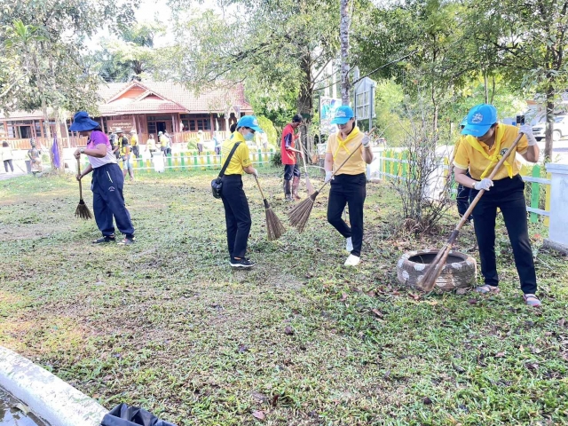   "จิตอาสา ทำดีด้วยหัวใจ" ณ โรงเรียนวัดธัญญาราม หมู่ที่ 3 ตำบลนาโพธิ์  อ.สวี จ.ชุมพร 